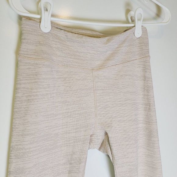 Outdoor Voices Light Pink Leggings Womens Small - Picture 3 of 11